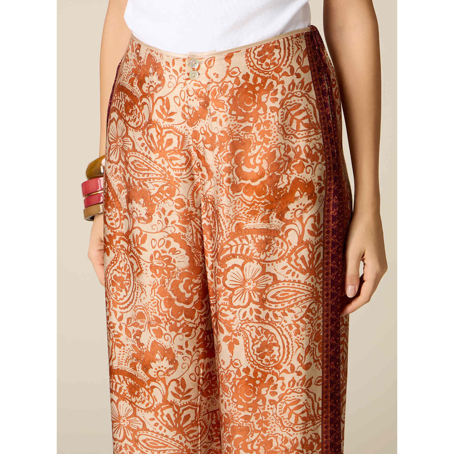 Oltre - Pantalones palazzo de satén estampado - Naranja sol