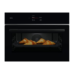 AEG Horno compacto Serie 7000 MealAssist con SteamBake con Display CookSmart Touch 4,3 '', con WiFi TA7PK721B