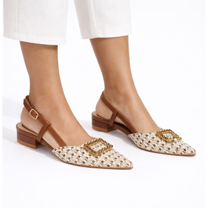 Sandali bassi - applicazione accessorio - tacco 2,5 cm