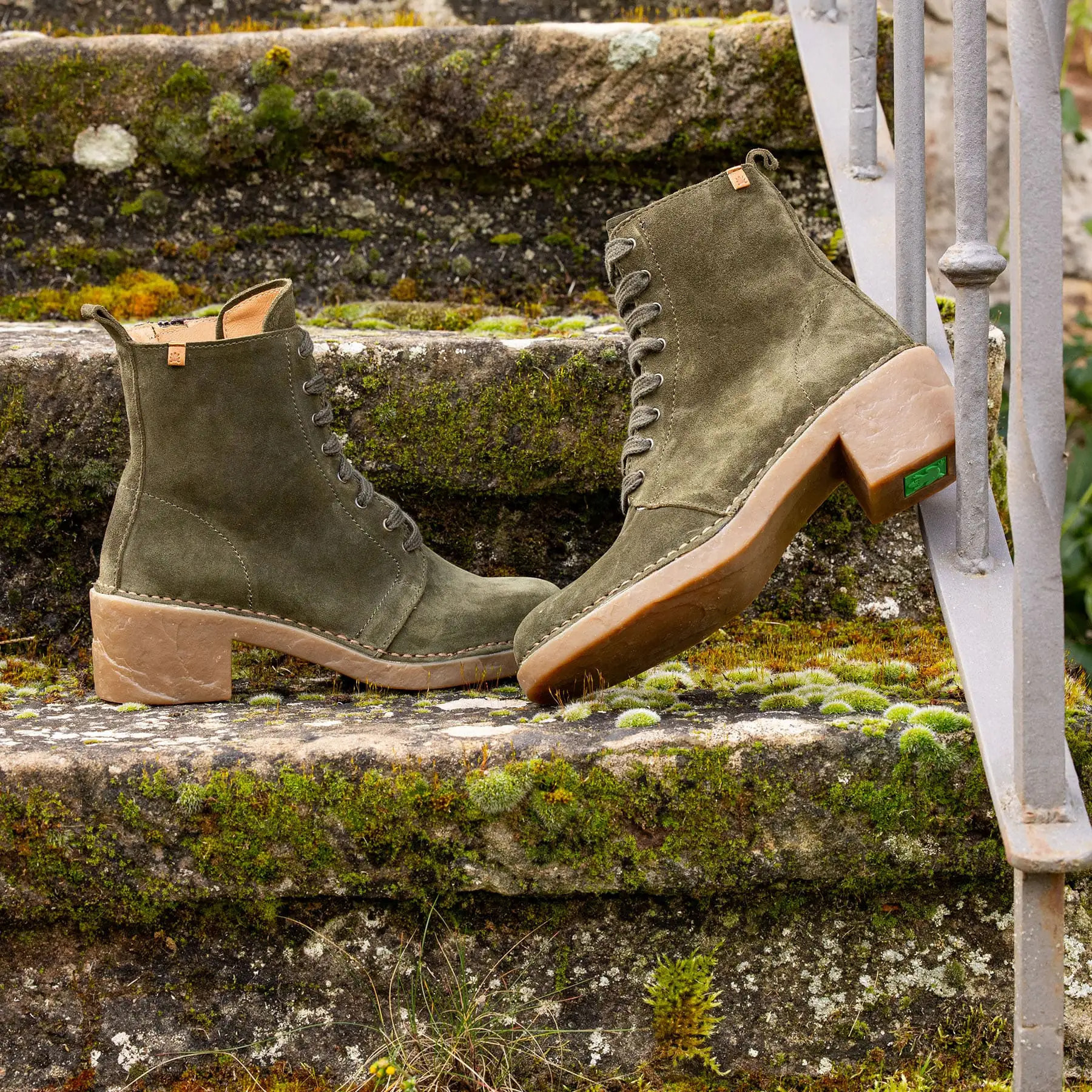 Botines con tacón N5660 SILK SUEDE FOREST / TICINO color Forest