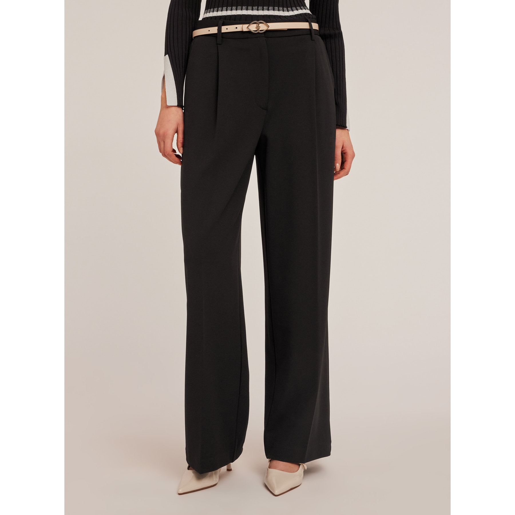 Motivi - Pantaloni palazzo con pieghe - Nero