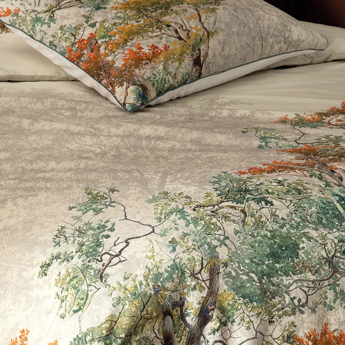 Housse de couette percale de coton lavé imprimé multicolore beige Bois de mystere parchemin