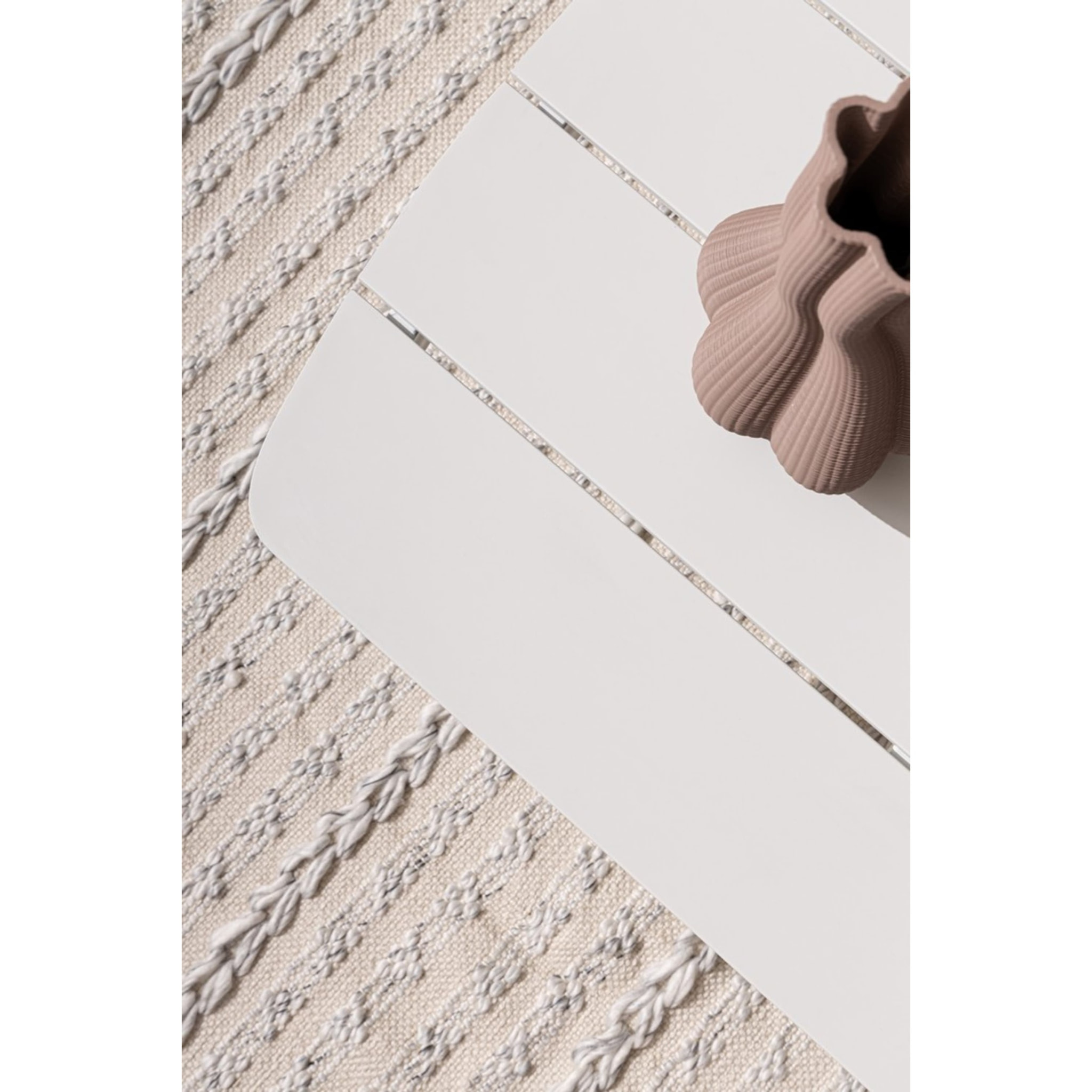Tavolino da giardino GAUDIX in alluminio bianco con piedini regolabili, 115×68,5 cm