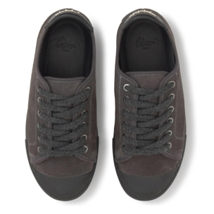 Sneaker plano Zira en serraje