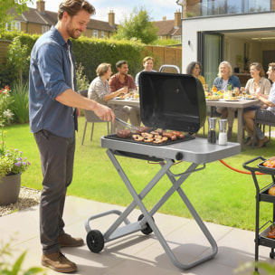 Outsunny Barbacoa de Gas Plegable, BBQ Gas con Quemador 2,5 kW, Barbacoa Portátil con Termómetro, Mesa Lateral, Parrilla de Hierro Fundido, Recogedor Grasa y 2 Ruedas para Jardín, Camping, Negro