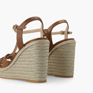 CUÑAS MARRONES YUNARI