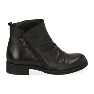 Botas moteras de piel de becerro drapeada negras
