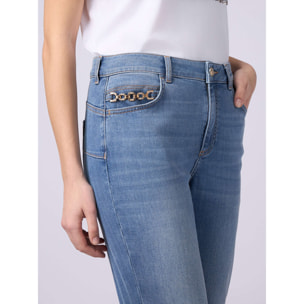 Oltre - Jeans skinny push up con dettaglio catena - Azzurro