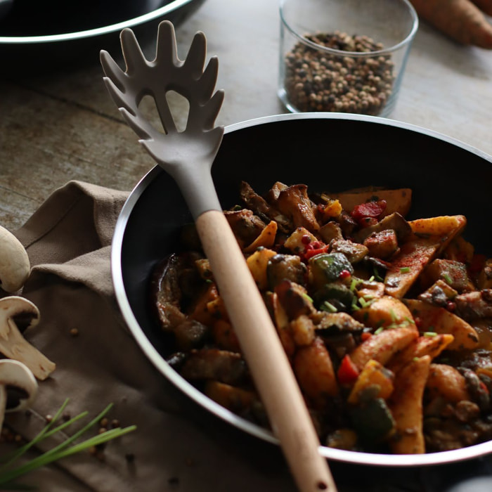 Cuillère à spaghetti en silicone et manche en bois ELIOTT