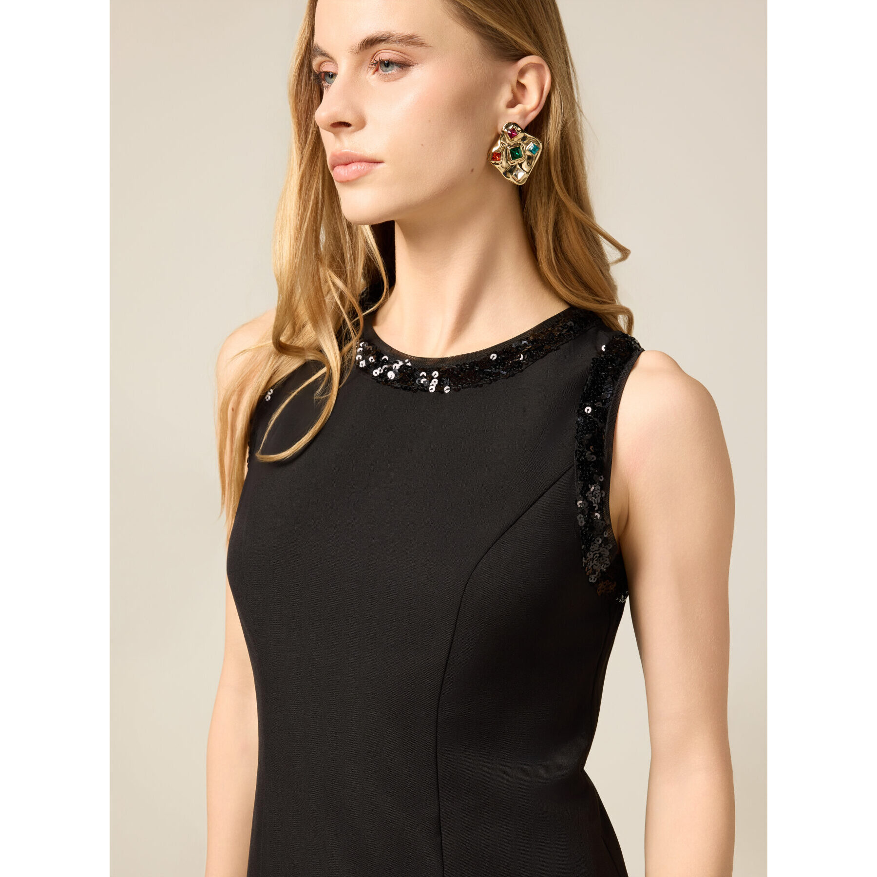 Oltre - Vestido tubo con bordes de lentejuelas - Negro