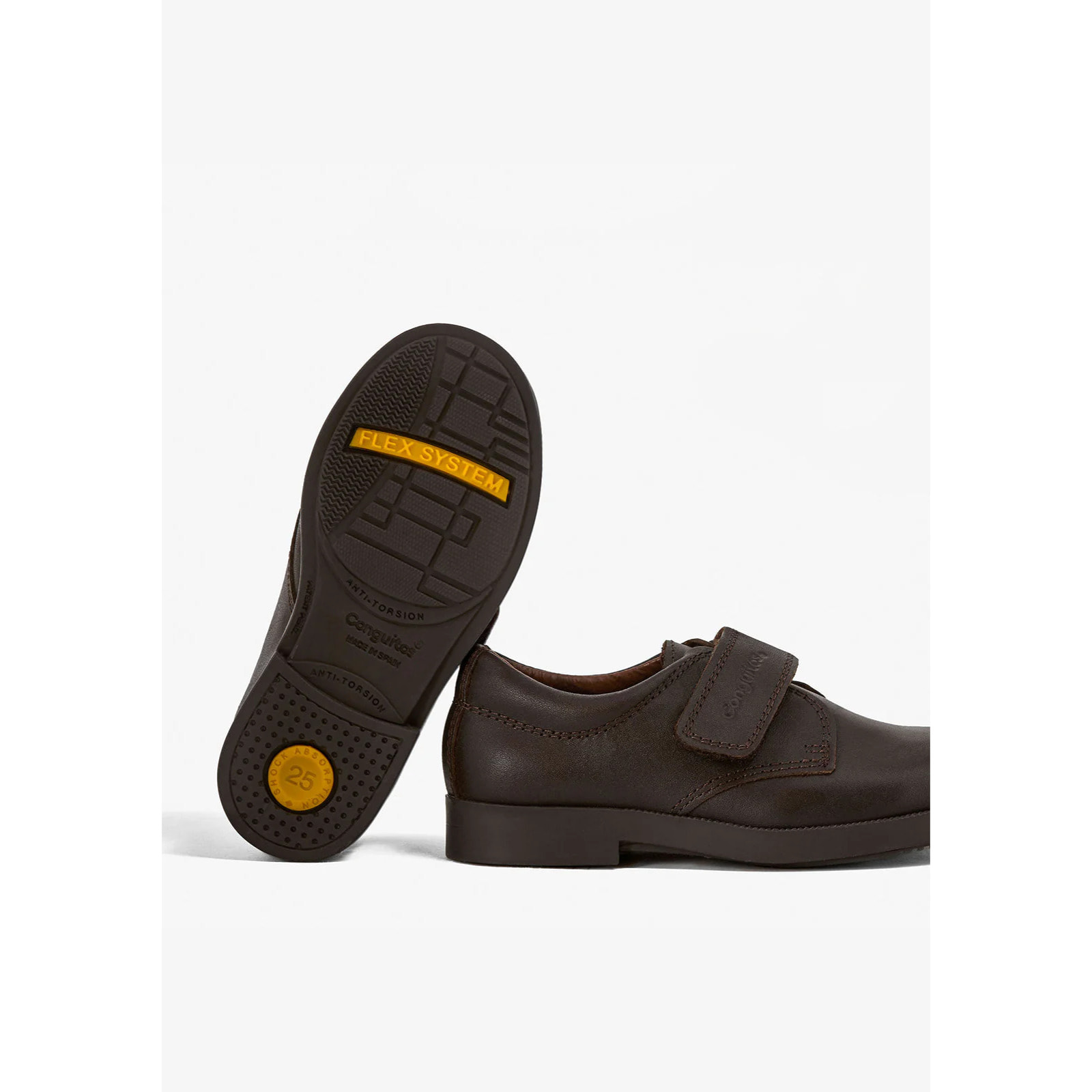 Scolari marroni per ragazzi