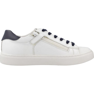 Zapatillas Niño de la marca GEOX  modelo J NASHIK BOY BLANCO