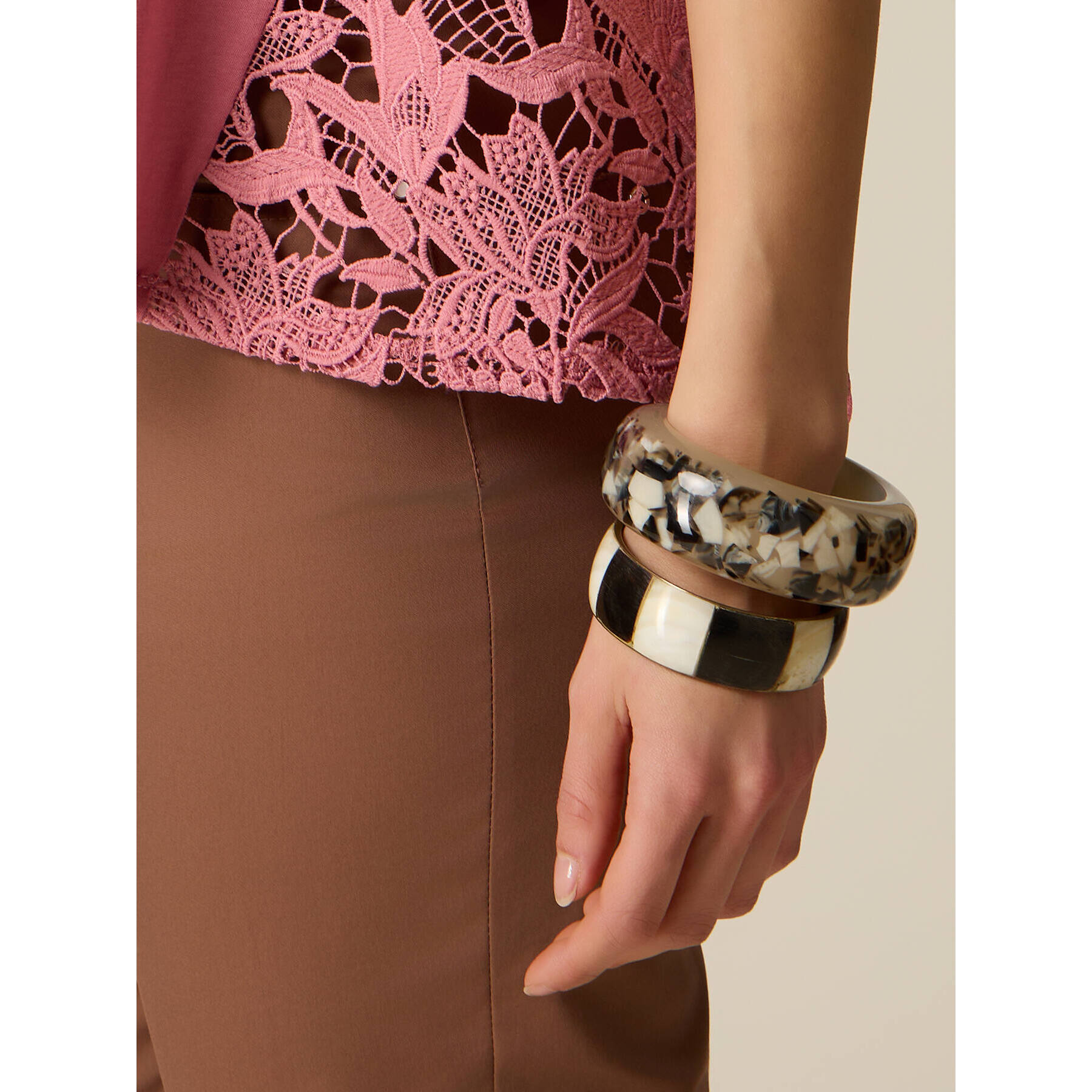 Oltre - T-shirt parte dietro in pizzo - Rosa