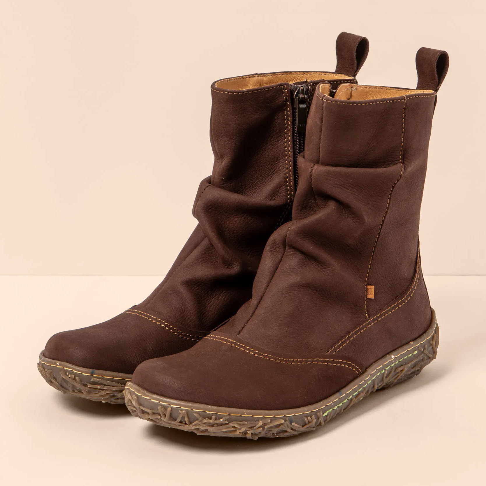 Botines N722 PLEASANT BROWN/NIDO color Brown