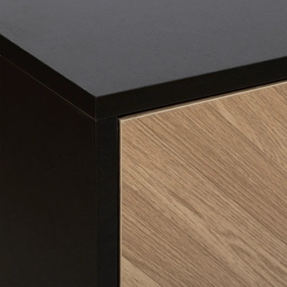 Commode "Chevrons" 4 tiroirs effet pin naturel et noir 95x80cm