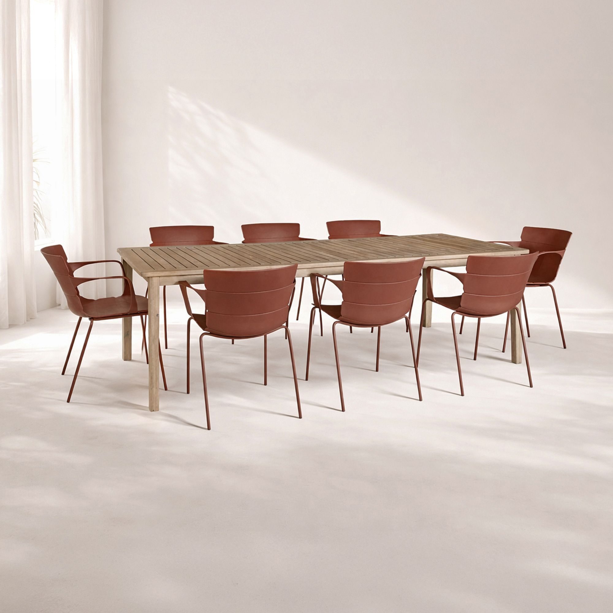 Ensemble de jardin table en bois d'acacia et 8 fauteuils brique MONTAUK