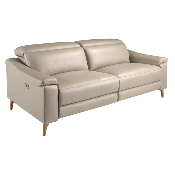 Sofá relax de 3 plazas tapizado en piel de origen vacuno en gris taupe con reposacabezas patas de madera en miel 2 sistemas de relax eléctrico 208x104x102cm