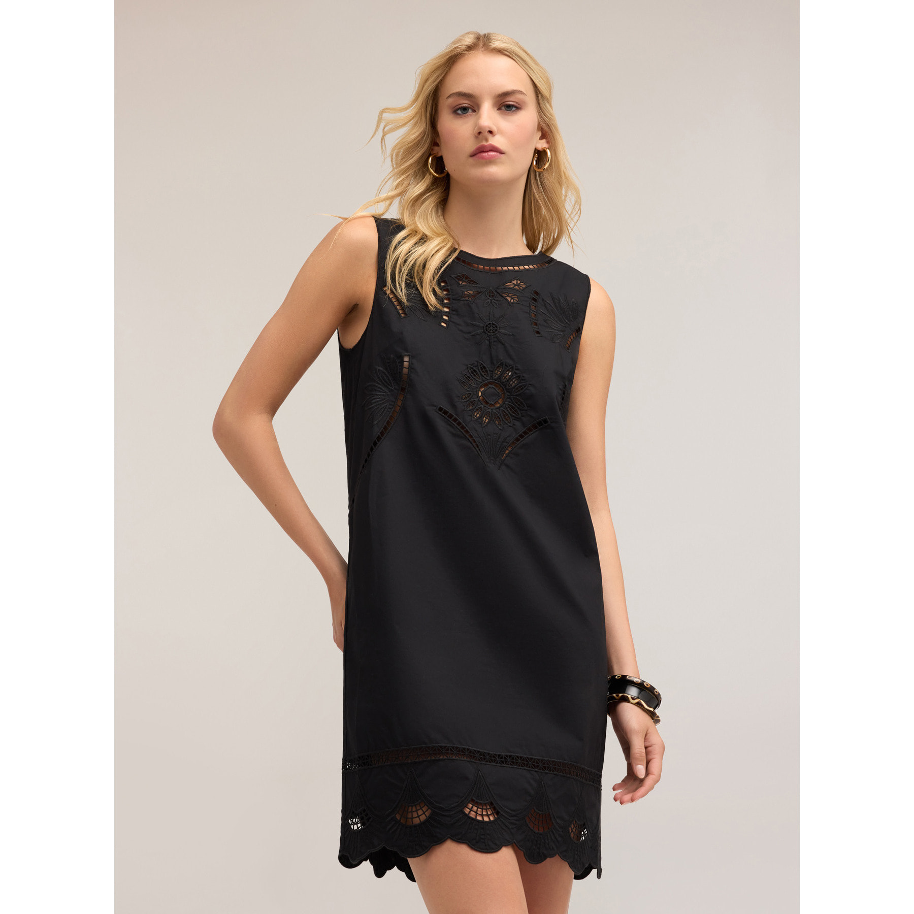 Motivi - Vestido de verano con bordados - Negro