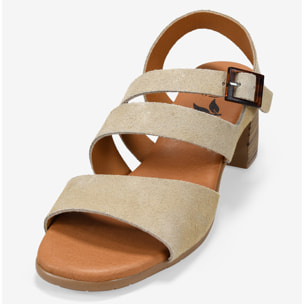 Sandalias de tacón taupe en piel con hebilla