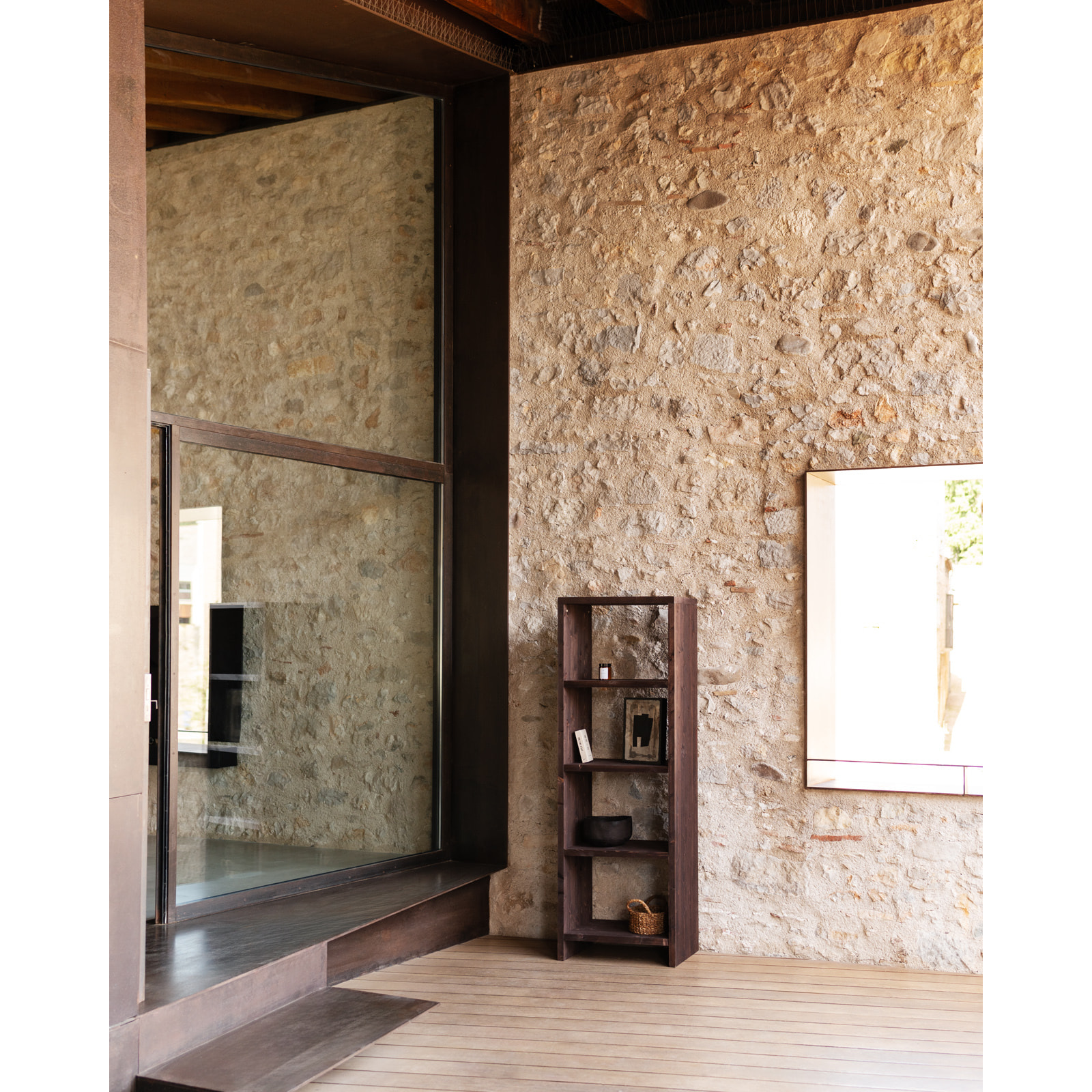 Étagère en bois massif ton noyer de 180x60cm Hauteur: 180 Longueur: 60 Largeur: 35
