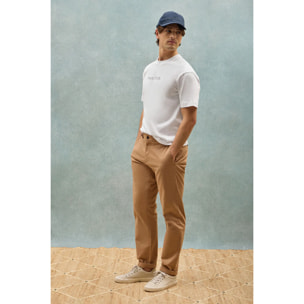 Camiseta blanca de manga corta y cuello redondo con logotipo Polo Club