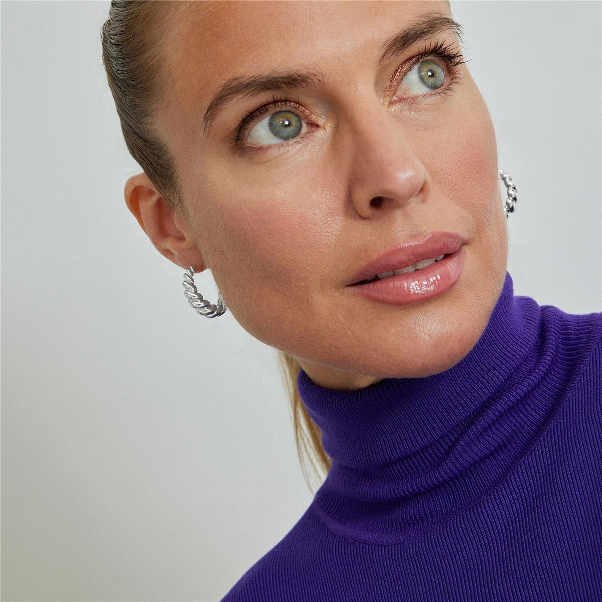 Pendientes Lux by Lux acabados en baño de rodio