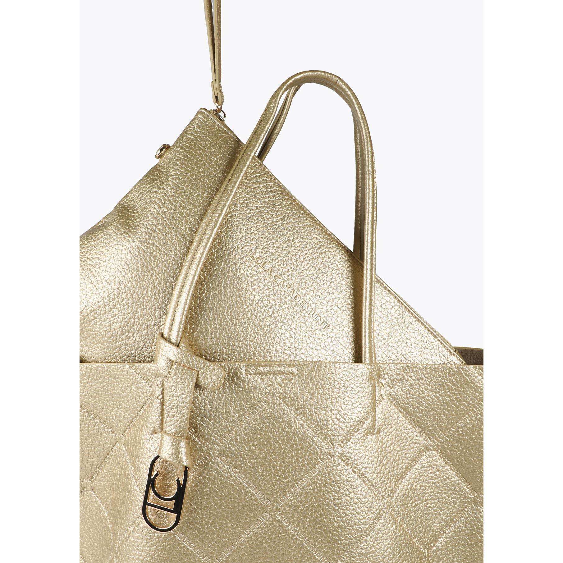 Shopper effetto pelle monogramma con logo ovale pendente