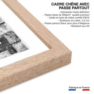 Affiche deco ""Gritty palace"" Affiche + cadre en bois - Chêne