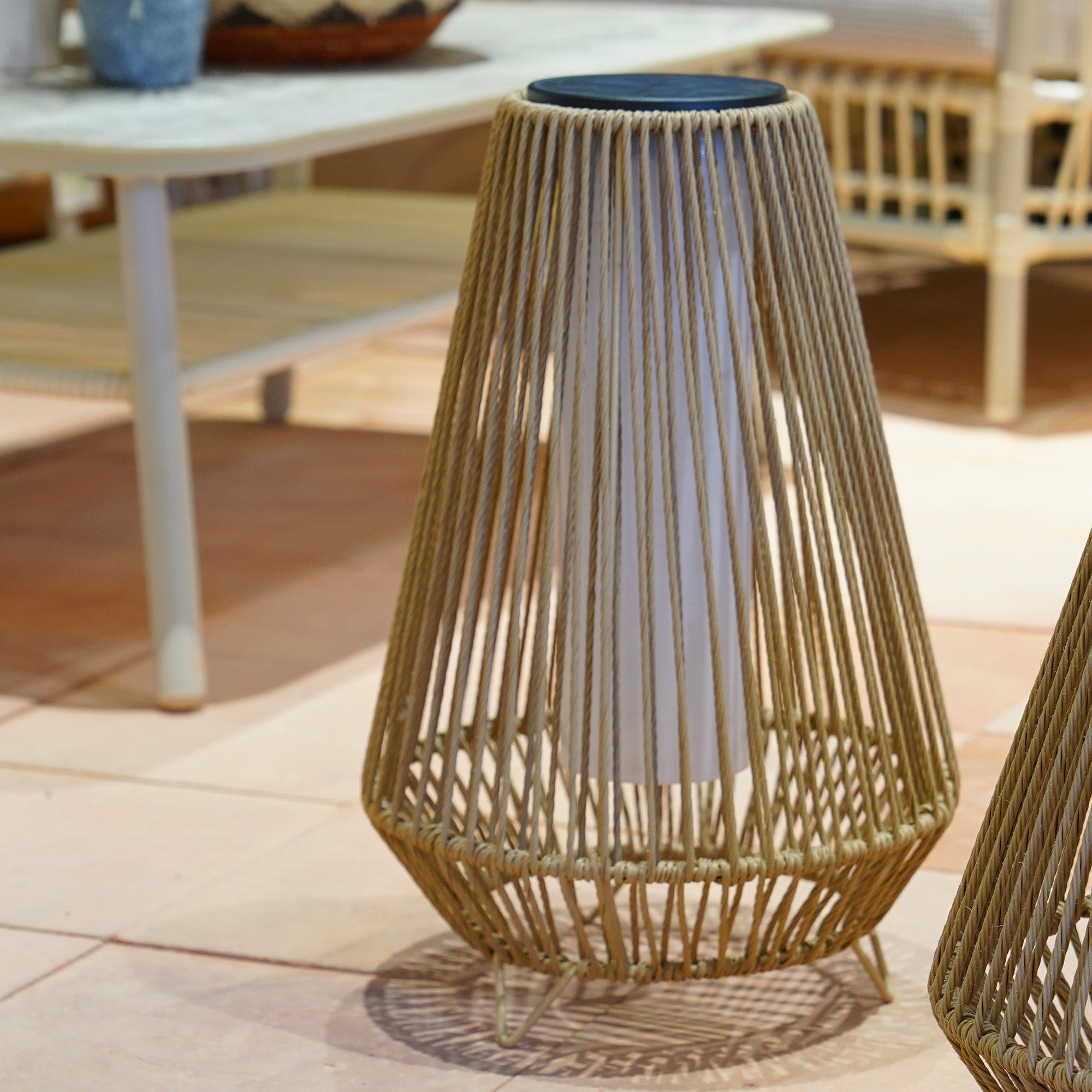 Lanterne solaire batterie SALOMEA H47CM