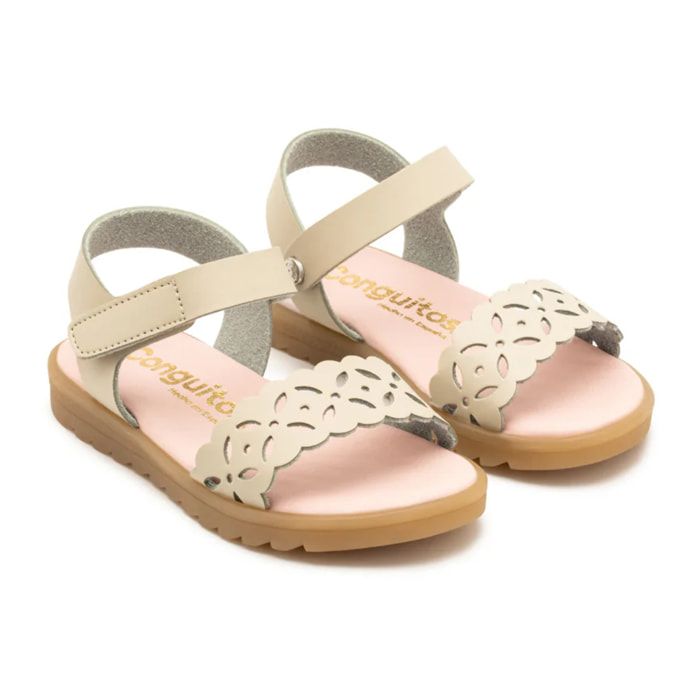Sandalias Troqueladas de Niña Estampado Floral Beige