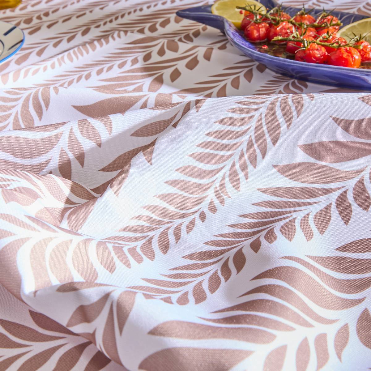 Nappe Oceania 240x140cm terracotta imprimé feuilles