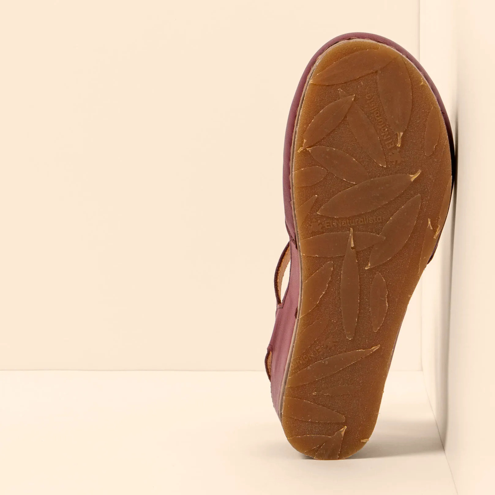 Sandalia de cuña N5850 SOFT NAPPA BURDEOS / PICUAL color Burdeos