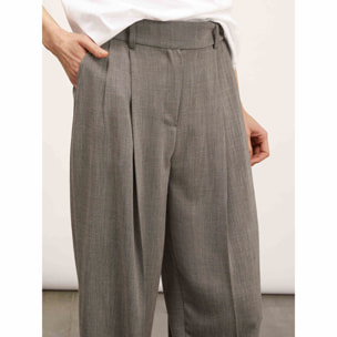 Motivi - Pantalones modelo zanahoria con pliegues - Gris