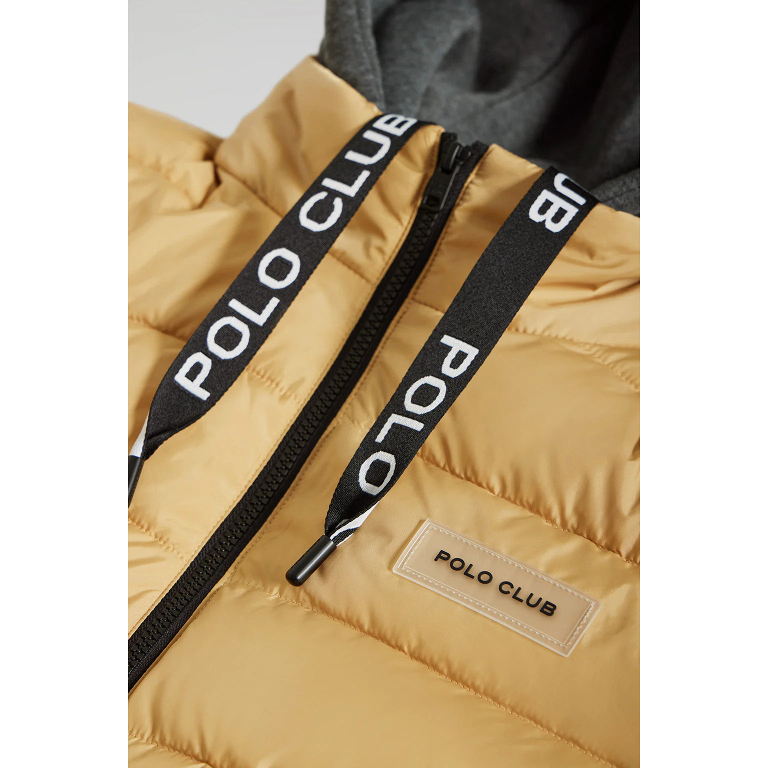 Chaqueta Dolomite acolchada color camel con parche Polo Club