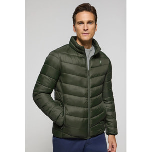 Chaqueta Chase ultralight verde oscuro con parche Rigby Go