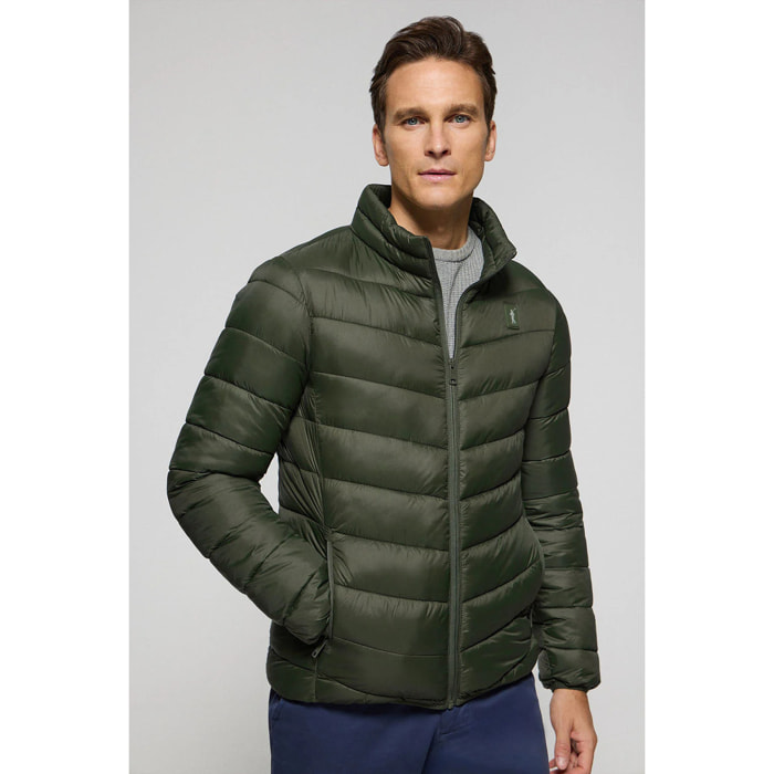 Chaqueta Chase ultralight verde oscuro con parche Rigby Go