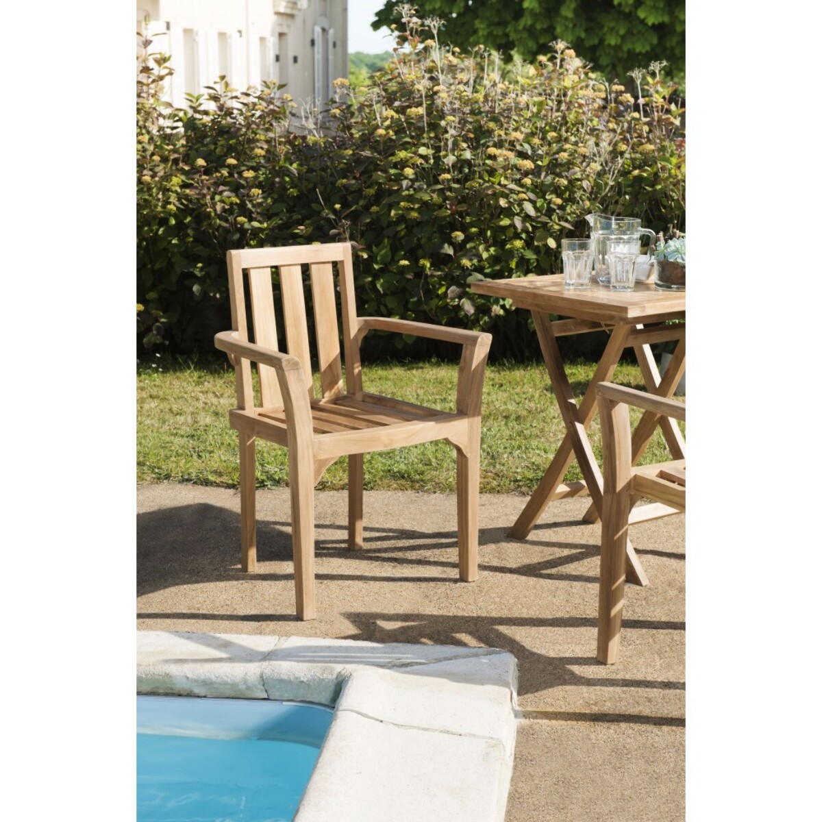FUN - Ensemble de 2 fauteuils de jardin empilables en bois Teck