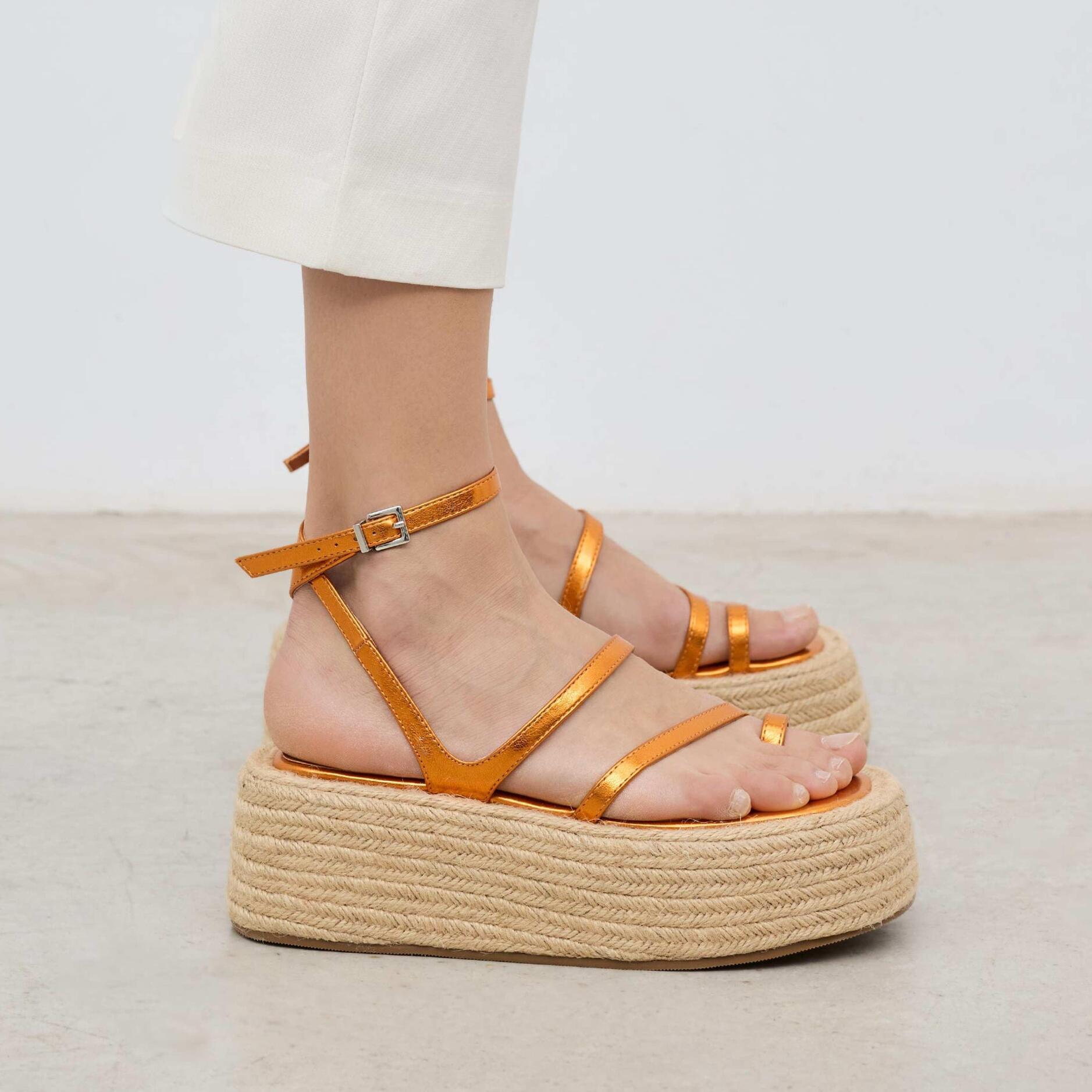 Mim Shoes - Sandalias de plataforma - Elina