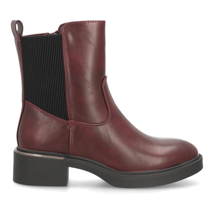Botines Chelsea de mujer con tacón y detalle metálico
