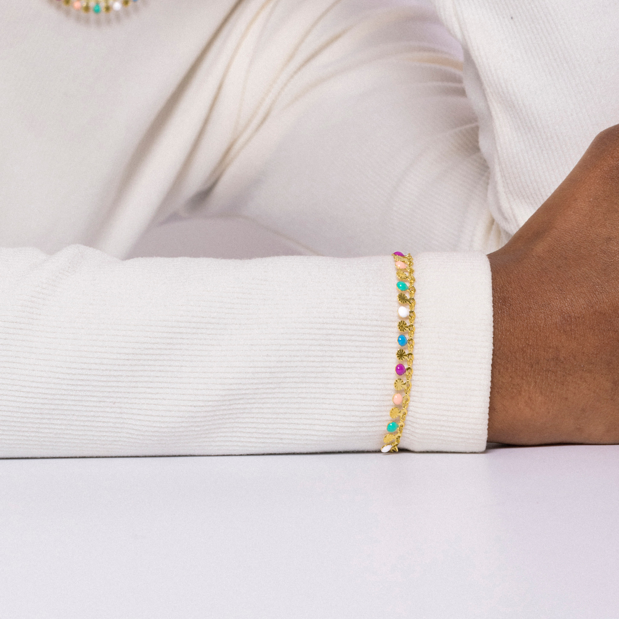 Pulsera acabada en oro amarillo de 18k
