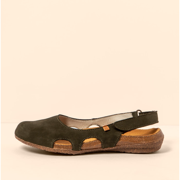 Sandalias N413 NOBUCK LAVADO KAKI / WAKATAUA color Kaki