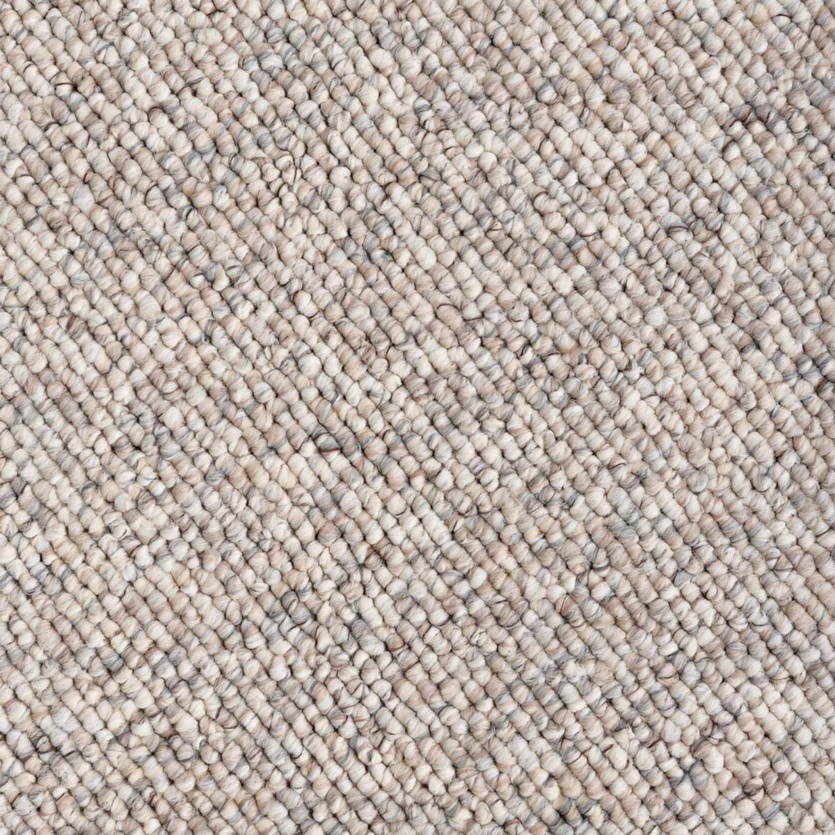 Tapis salon, motif faux uni, poils ras, look chaleureux, entretien