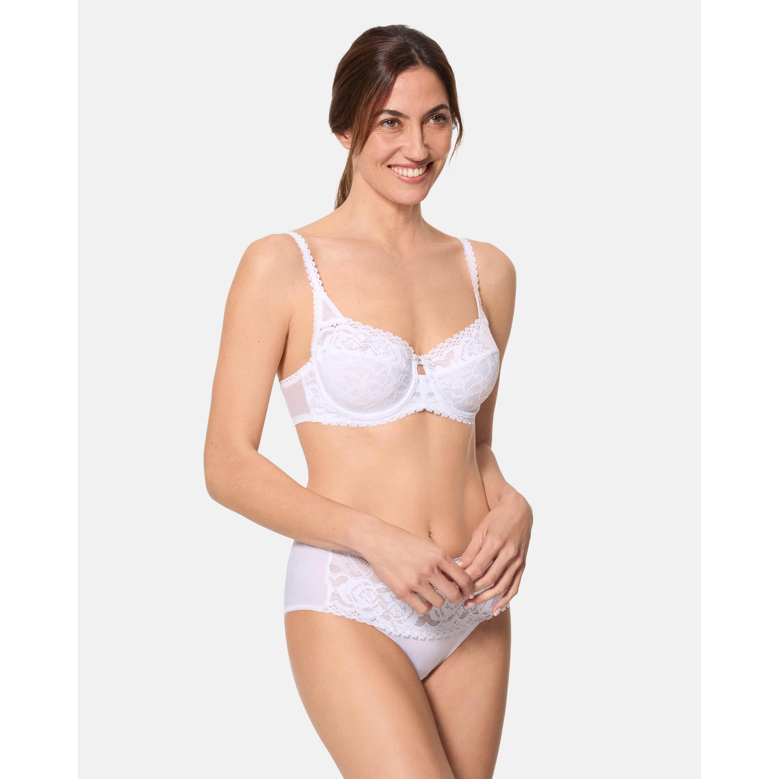 Sujetador con aros balconet de encaje reciclado