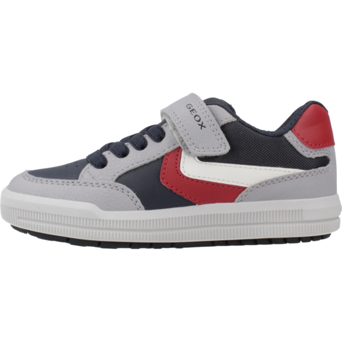 Zapatillas Niño de la marca GEOX  modelo J ARZACH BOY GRIS