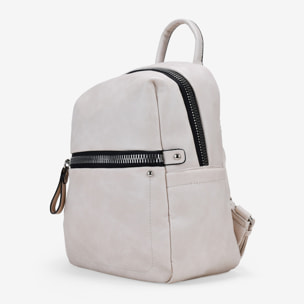 Mochila beige con cremalleras metálicas grandes