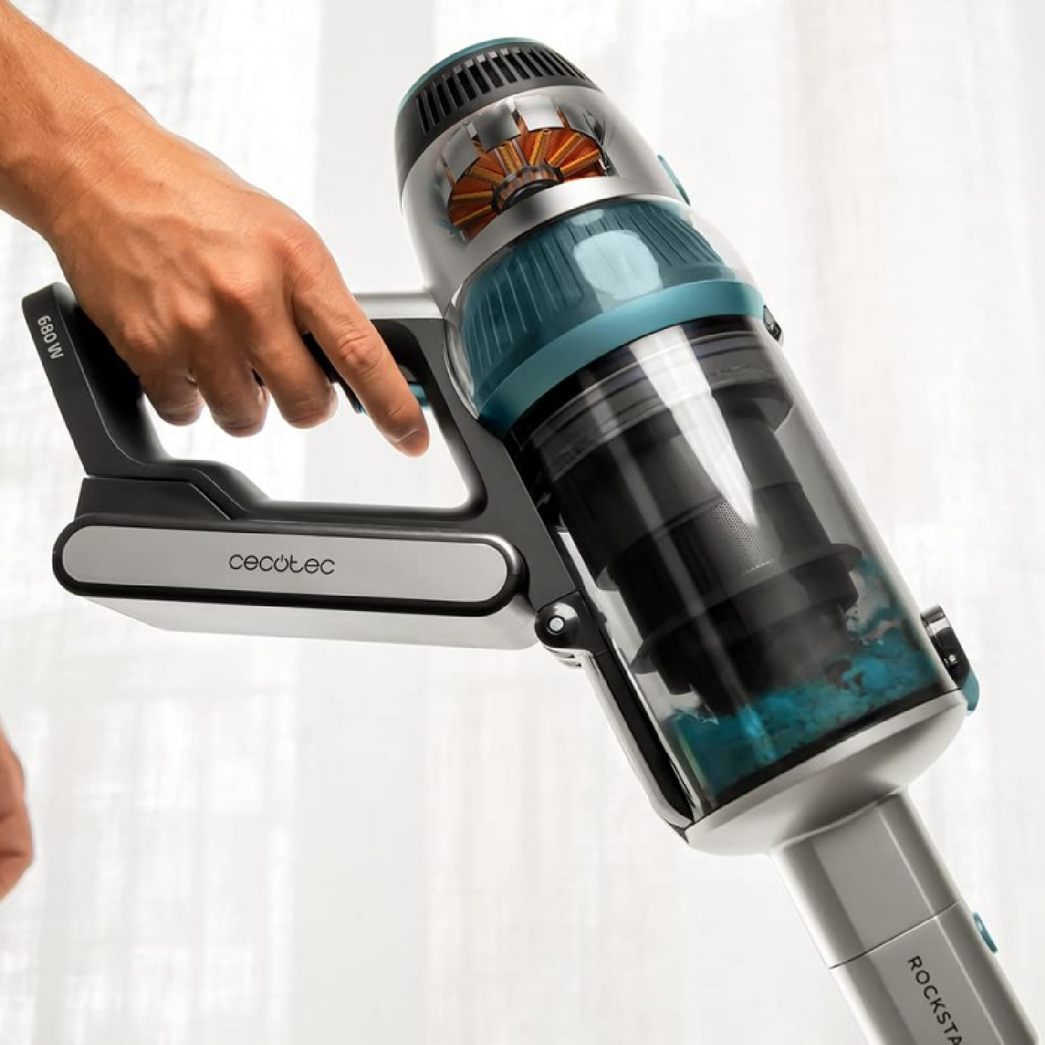 Cecotec Aspirateur-balais BLDC Conga Rockstar 1600 Advance