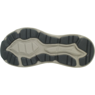 Sneakers De  Hombre 237818s Max Cushioning Zirrus Beis
