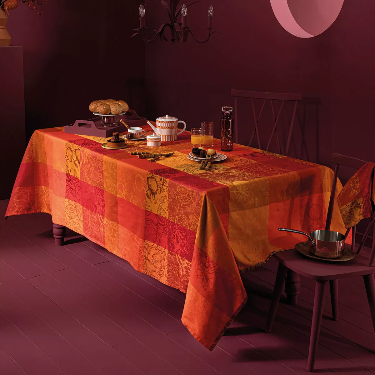 Nappe pur coton motif jacquard rouge orange Mille senteurs epices