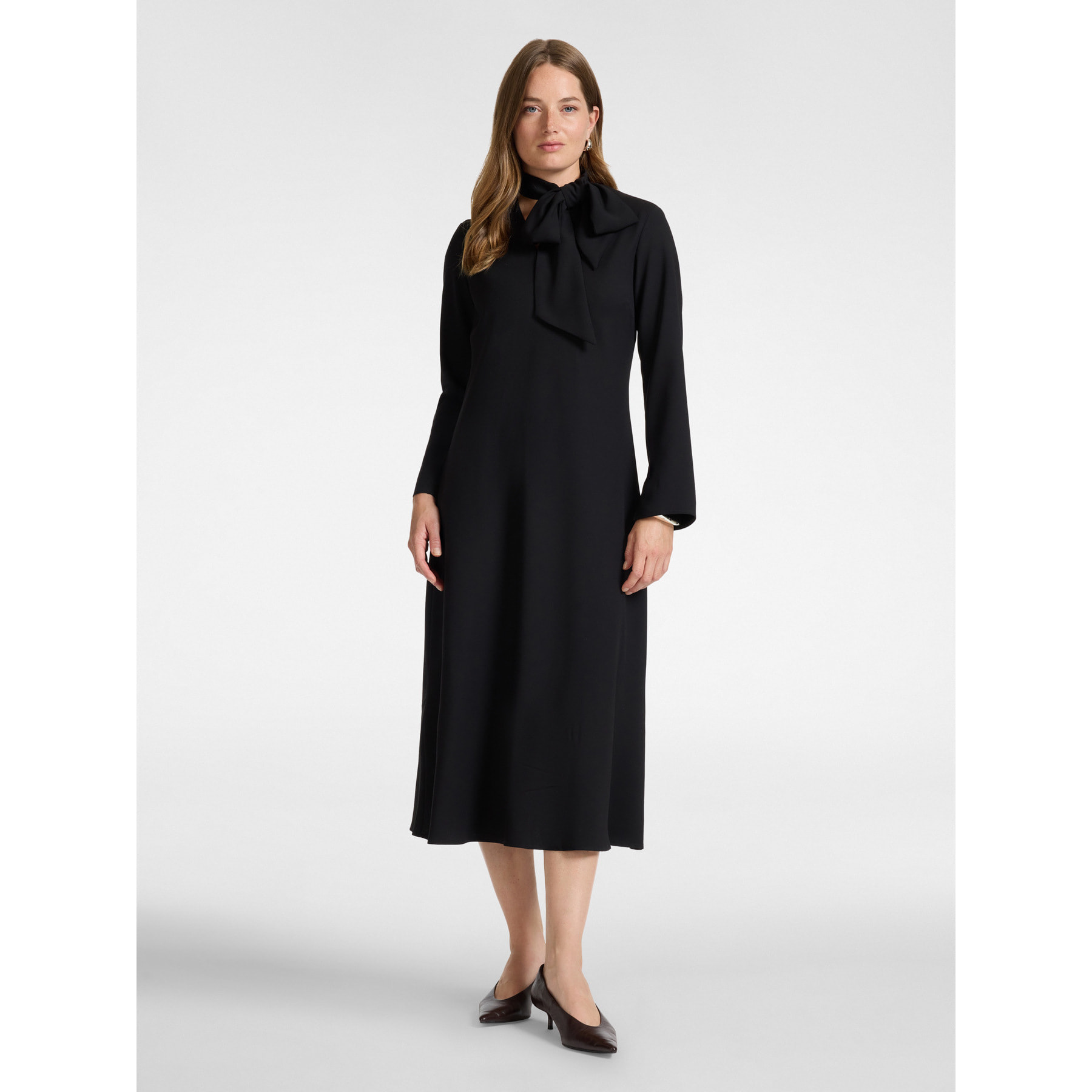 Elena Mirò - Abito lungo in crêpe enver satin - Nero