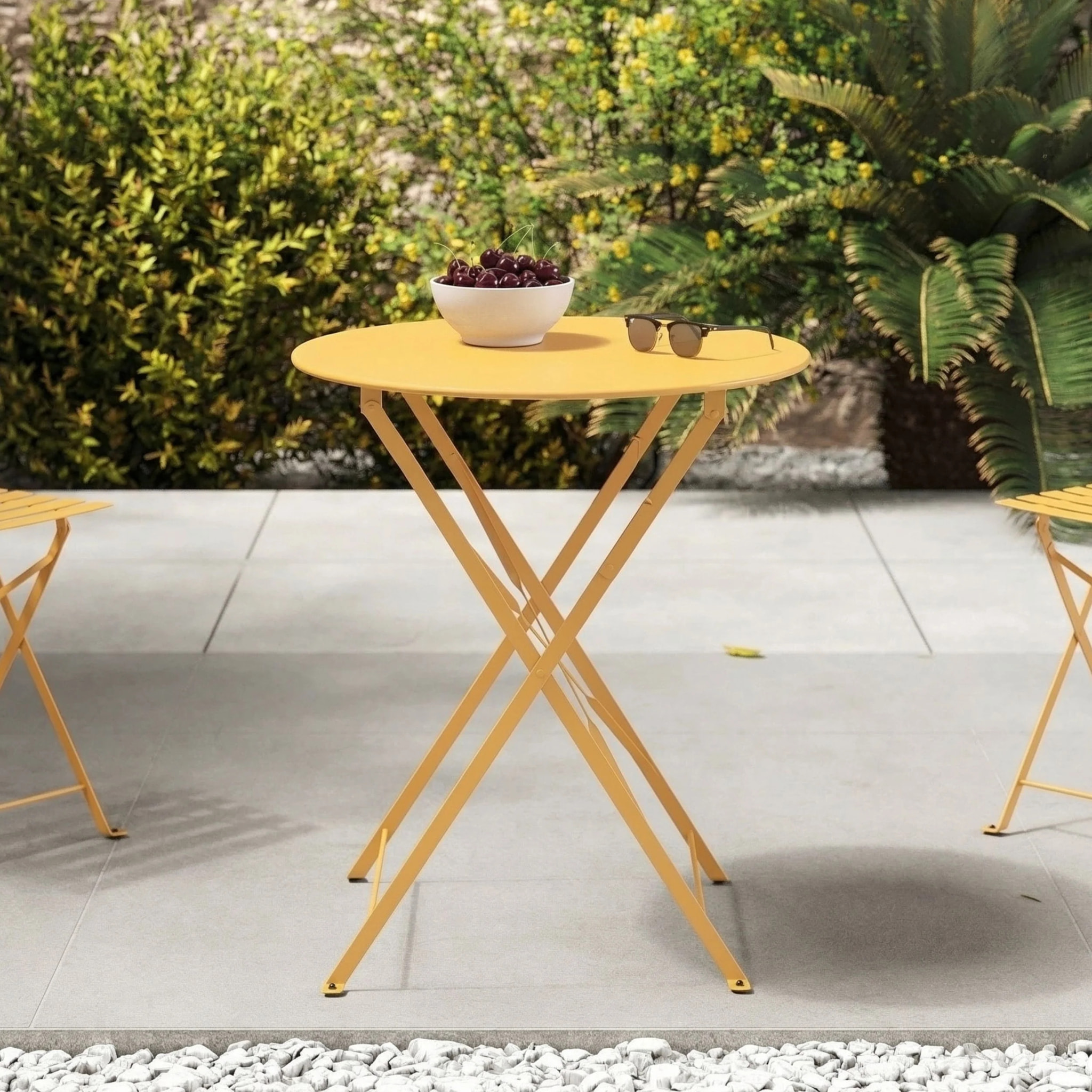 Table de jardin ronde et pliante en métal jaune beurre 2 personnes - Kayla